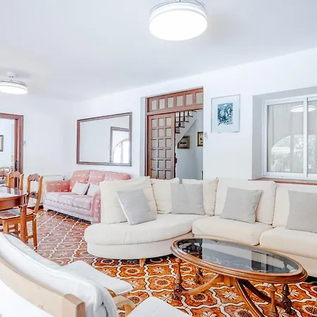 Casa Mayans Holiday home